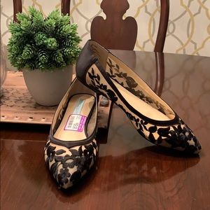 Betsey Johnson lacy flats, 8